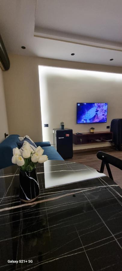 Tirana Daily Rental Apartments 1 Esterno foto